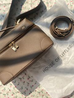 (Kategori: ) berada di . Dikirim oleh Starttothrift (ID iklan 1375935740, Gambar 1). Deskripsi: .