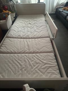 (Category: ) located in . Submitted by watpri (Listing ID 1375864750, Image 1). Description: .