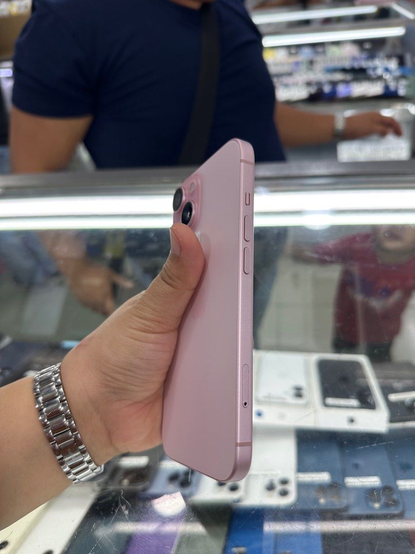 Iphone 15 128gb 87% batt FU W/ one dent (Category: iPhone 15 Series) located in San Juan City. Submitted by javedsgadgetshop (Listing ID 1375918067, Image 3). Description: INSTALLMENT OPTIONS : SPAY LATER / GGIVES / CREDIT CARD! WE BUY AND SELL SO PWEDE MAGBINTA OR SWAP ! Quick Specs : Iphone 15 (w/ one dent) •128gb •NTC Variant •87% batt health •Factory Unlock •95% Smoothness •No hidden issue | No Repaired •100% Authentic | Not Refurbished •w/ O
