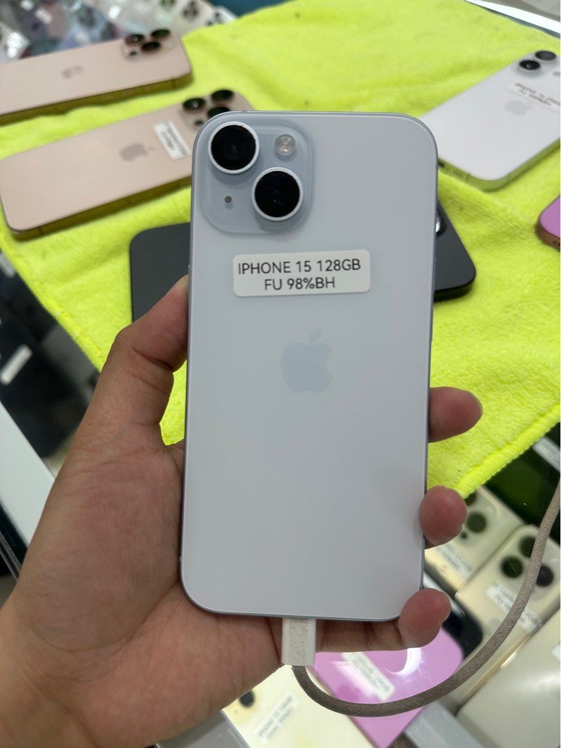 iPhone 15 128GB Factory Unlock No Issue Secondhand (Category: iPhone 15 Series) located in Pasig City. Submitted by FarAndRayShop (Listing ID 1375911988, Image 1). Description: OPEN FOR SWAP/SELLING/BUYING (RFS: Buy and Sell) Price: 32,499 iPhone 15 128GB •FACTORY UNLOCK •NO HIDDEN ISSUES •TEST TO SAWA •Authentic Phone Physical store in Greenhills Shopping Center XC-07 Stall Number Look For Rayray Or Anika NO CASH INSTALLMENT We are open also for