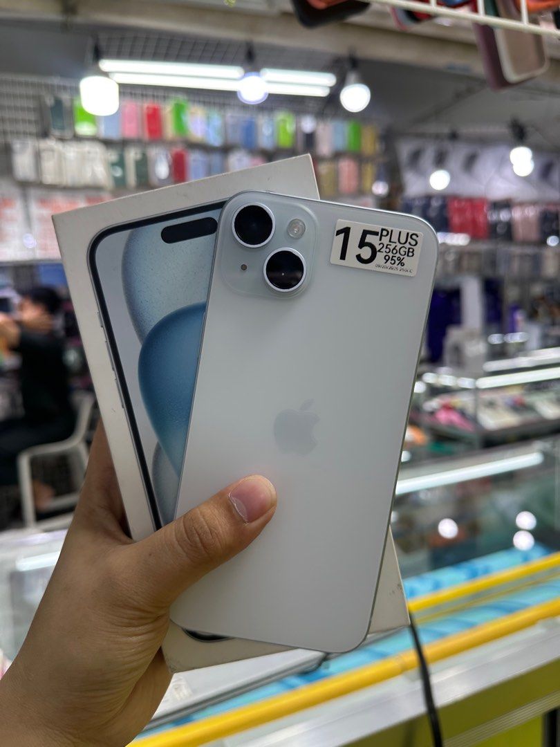 iPhone 15 Plus 256GB Factory Unlock No Issue (Category: iPhone 15 Series) located in Pasig City. Submitted by FarAndRayShop (Listing ID 1375868039, Image 1). Description: OPEN FOR SWAP/SELLING/BUYING (RFS: Buy and Sell) Price: 36,999 iPhone 15 Plus 256GB •FACTORY UNLOCK •NO HIDDEN ISSUES •TEST TO SAWA •Authentic Phone Physical store in Greenhills Shopping Center XC-07 Stall Number Look For Rayray Or Anika NO CASH INSTALLMENT We are open also for 