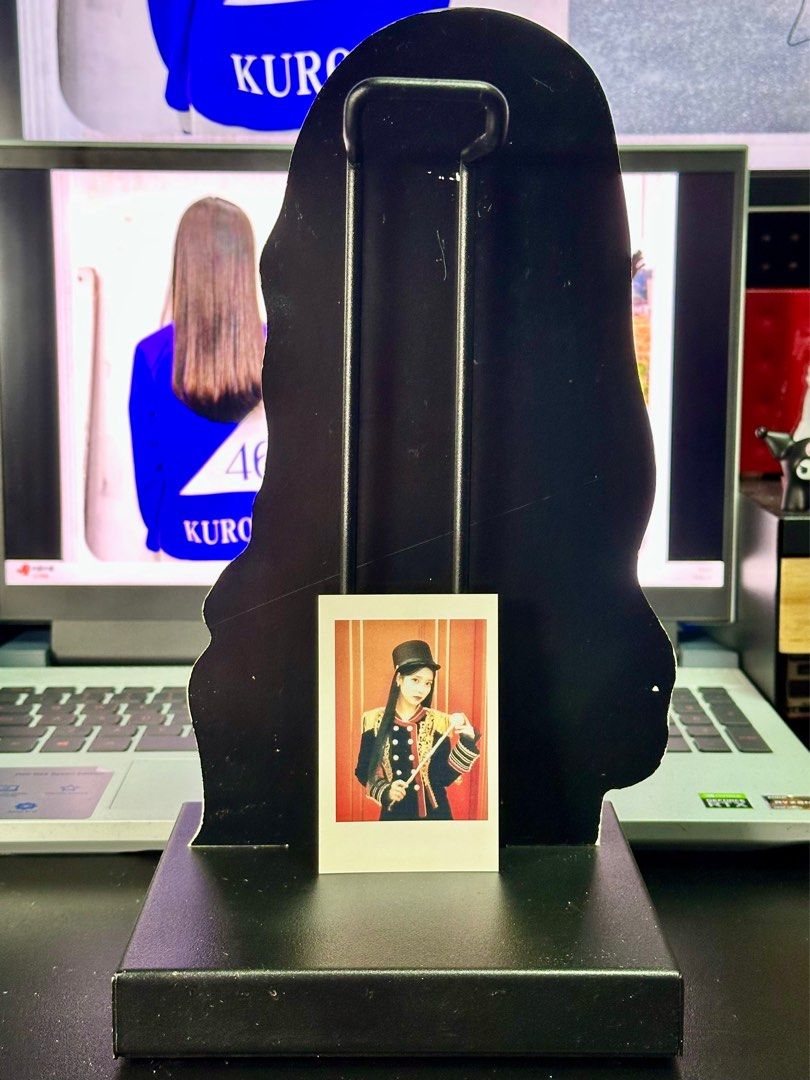 IU 李知恩 SONY HEADPHONE STAND 耳機架 新力牌 代言 SONY MDR h.ear官方 周邊 收藏品 UAENA 韓國 ...