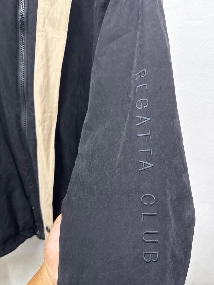 Jacket (Category: Activewear) located in Telok Panglima Garang. Submitted by nizamuddinm (Listing ID 1375979132, Image 3). Description: barang 9/10 pit22/27.