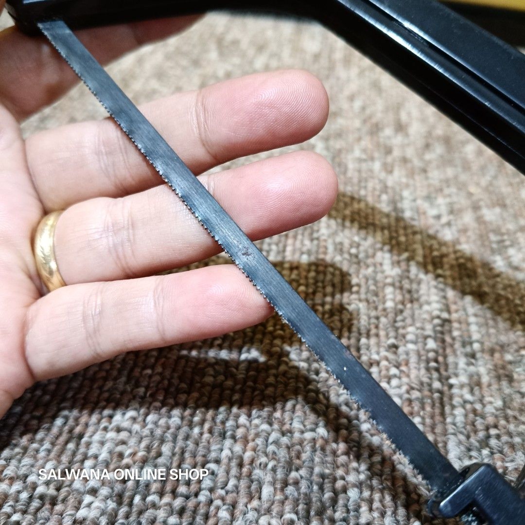 JAPAN SURPLUS MINI HACK SAW (USED) • CARPENTRY TOOL (Category: Construction Tools & Equipment) located in Mabalacat. Submitted by salwanaonlineshop (Listing ID 1375944041, Image 3). Description: JAPAN SURPLUS MINI HACK SAW (USED) • CARPENTRY TOOL 🇯🇵 Lightly Used - Good Condition 🇯🇵 Frame material: ABS 🇯🇵 No extra replaceable blade 🇯🇵 No issue 🇯🇵 Japan Source 🇯🇵 ₱480 🛒 Follow us on S.H.O.P.E.E and L.A.Z.A.D.A at SALWANA ONLINE SHOP fo