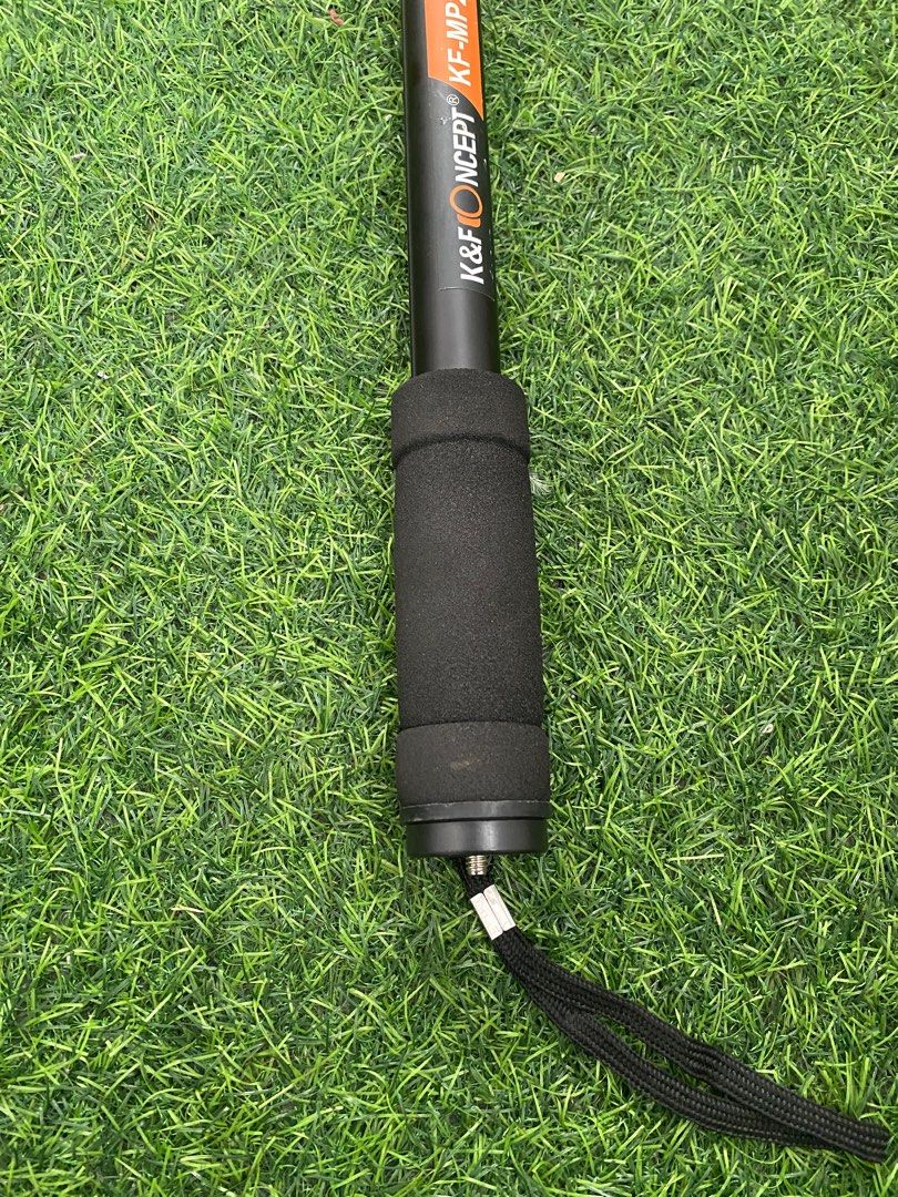 K&F CONCEPT Monopod KF-MP2624 (Category: Tripods & Monopods) located in Manila. Submitted by potato.ph (Listing ID 1375928438, Image 2). Description: K&F CONCEPT Monopod KF-MP2624 Lagpas 5ft.