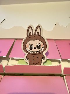 【100％正規品】POPMART ラブブ Macaron Toffee 太妃糖糖 100％正規品】POPMART ラブブ Macaron Toffee 太妃糖糖 - メルカリ
