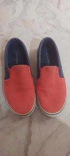 (Kategori: ) berada di . Dikirim oleh boutique.preloved_999 (ID iklan 1375956785, Gambar 1). Deskripsi: .