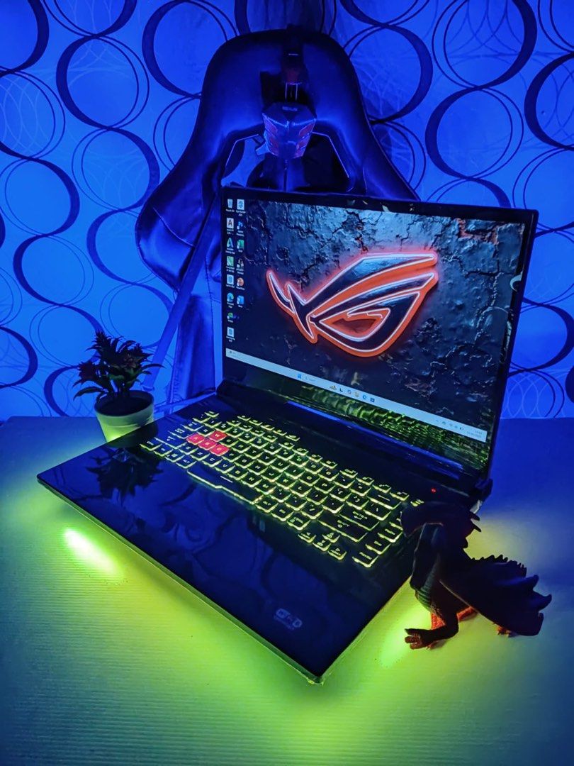 Laptop Body Rig Laptop Render Gaming Asus Rig Cire i7 Ram 16/512gb Ssd Dual Vga Nvidia ...