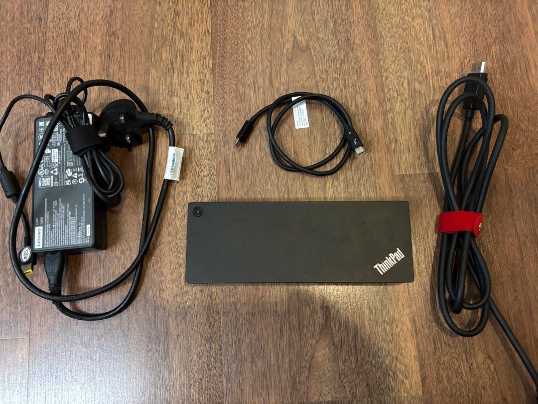 Lenovo ThinkPad Thunderbolt 3 Dock Gen 2 (Category: Other Accessories) located in Singapore. Submitted by brightlite (Listing ID 1375970063, Image 1). Description: .