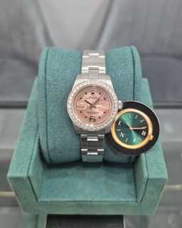 (Category: ) located in . Submitted by the.lnib.watch (Listing ID 1375920788, Image 1). Description: .