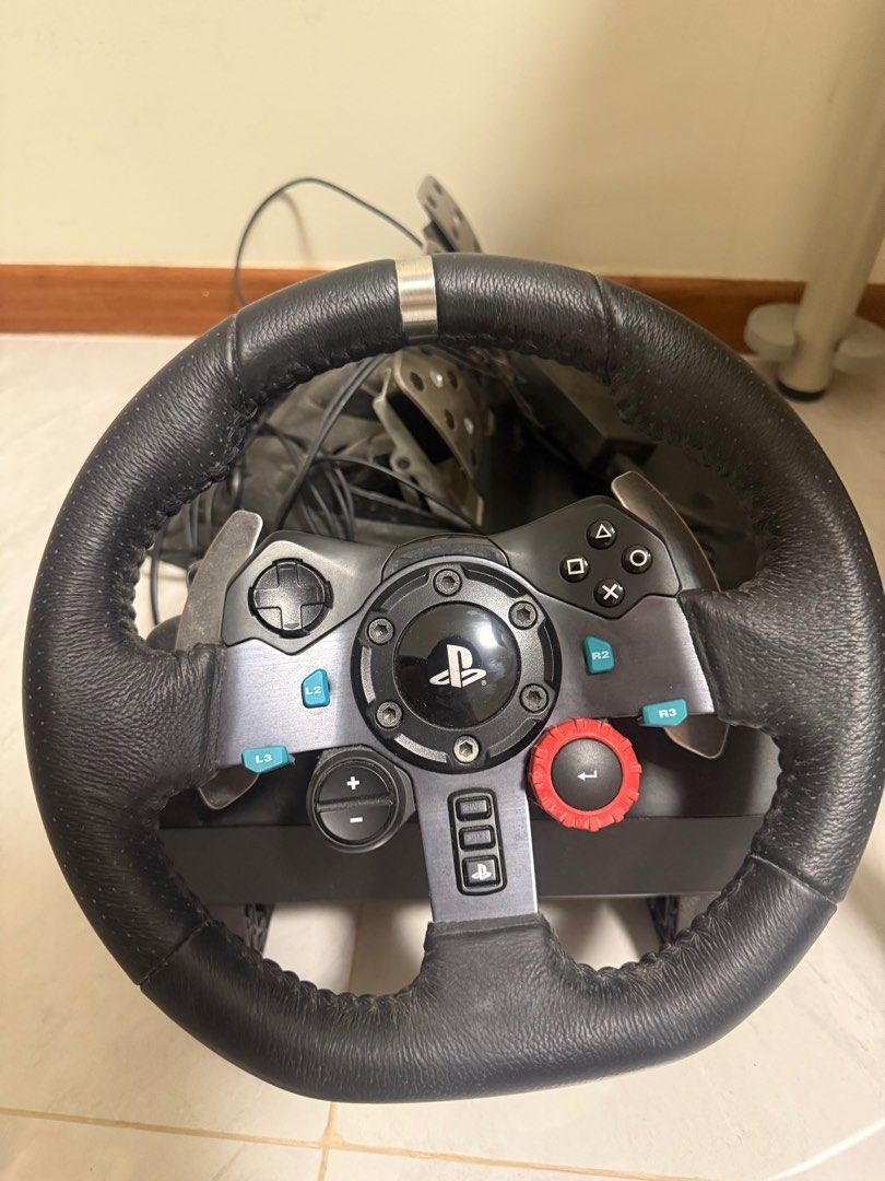 Logitech G29 Racing Wheel and Pedals628630854071051125