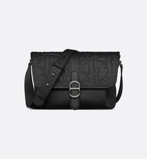 (Category: ) located in . Submitted by luxhaus23 (Listing ID 1375991718, Image 1). Description: .