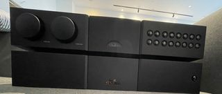(Category: ) located in . Submitted by absolute_sound_preowned (Listing ID 1375914505, Image 1). Description: .