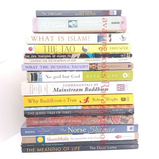 (Category: ) located in . Submitted by ravagingbooks (Listing ID 1376007406, Image 1). Description: .