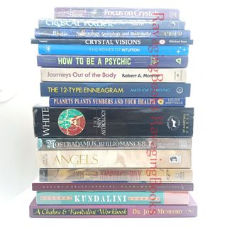 (Category: ) located in . Submitted by ravagingbooks (Listing ID 1376017901, Image 1). Description: .