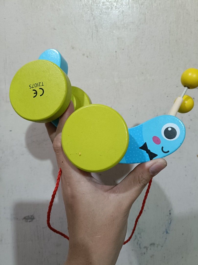 Nuby wooden pull toy (Category: Infant Playtime) located in Iligan City. Submitted by shehabdor98515 (Listing ID 1375945206, Image 3). Description: what you see is what you get♥️.