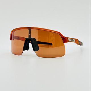 (Category: ) located in . Submitted by gearoutfitters (Listing ID 1375900447, Image 1). Description: .