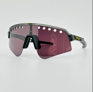 (Category: ) located in . Submitted by gearoutfitters (Listing ID 1375904154, Image 1). Description: .