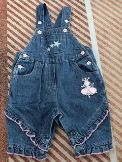 (Category: ) located in . Submitted by girly39 (Listing ID 1375849219, Image 1). Description: .
