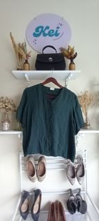 (Kategori: ) berada di . Dikirim oleh keiprelovedandthriftstore (ID iklan 1375872159, Gambar 1). Deskripsi: .