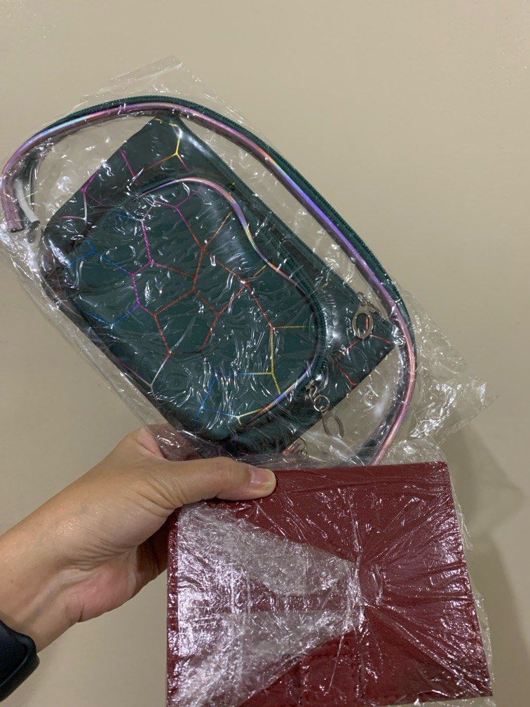 Pouch Organizer Passport Holder (Category: Luxury Bags & Wallets) located in Taguig. Submitted by lil.ac (Listing ID 1376007540, Image 1). Description: All for 80 Brand new.
