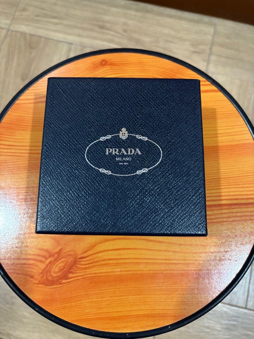 Prada Beige Saffiano Compact Wallet (Category: Luxury Bags & Wallets) located in Makati City. Submitted by buyerbuys123 (Listing ID 1376018068, Image 3). Description: Bought at Dubai outlet.