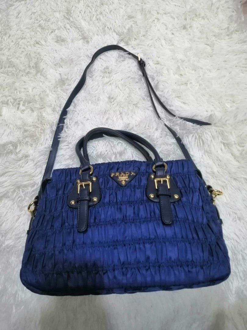 Prada tessuto gaufre 2 way bag (Category: Luxury Bags & Wallets) located in Baguio. Submitted by brandeditems16 (Listing ID 1375866839, Image 1). Description: In excellent condition No flaws or damage Dustbag inclusion only Negotiable price.