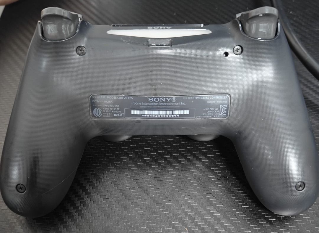 PS4 Dualshock 4 Controllers 2nd Gen (Authentic)62853057834625111