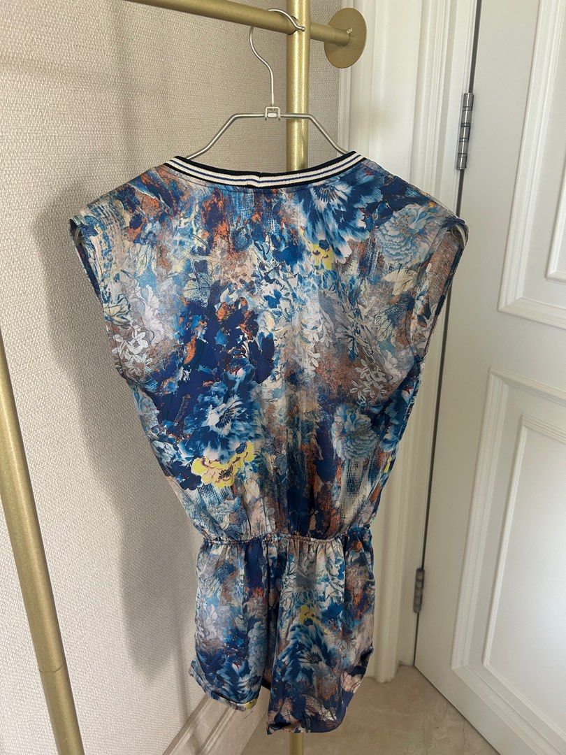 PULL&BEAR – Blue Playsuit with Floral Print, Fesyen Wanita