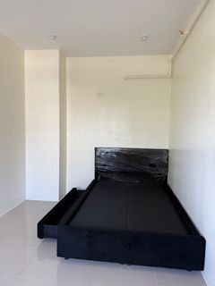 (Category: ) located in . Submitted by ms.ces (Listing ID 1375879359, Image 1). Description: .