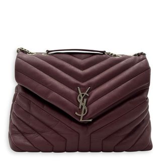 (Category: ) located in . Submitted by carousellluxury (Listing ID 1375920444, Image 1). Description: .