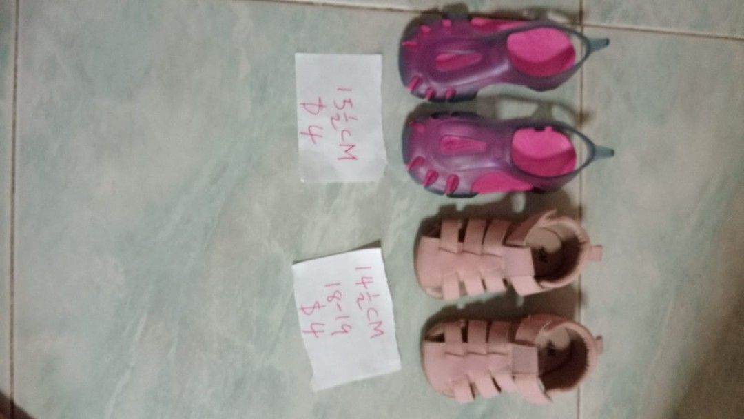 Shoes (Category: Babies & Kids Fashion) located in Singapore. Submitted by kylithe (Listing ID 1375884891, Image 1). Description: .