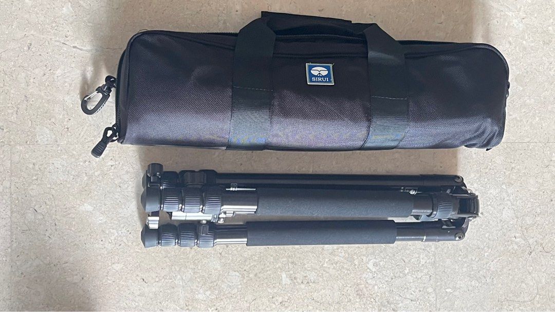 Sirui Tripod N-2004KX with Carry Bag62864720748291111