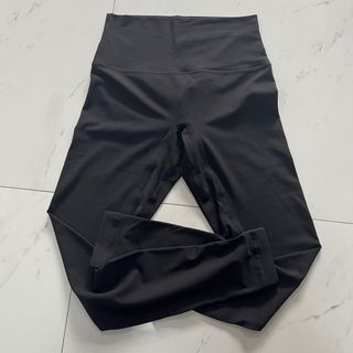 (Category: ) located in . Submitted by kopitiamcloset (Listing ID 1360782981, Image 1). Description: .