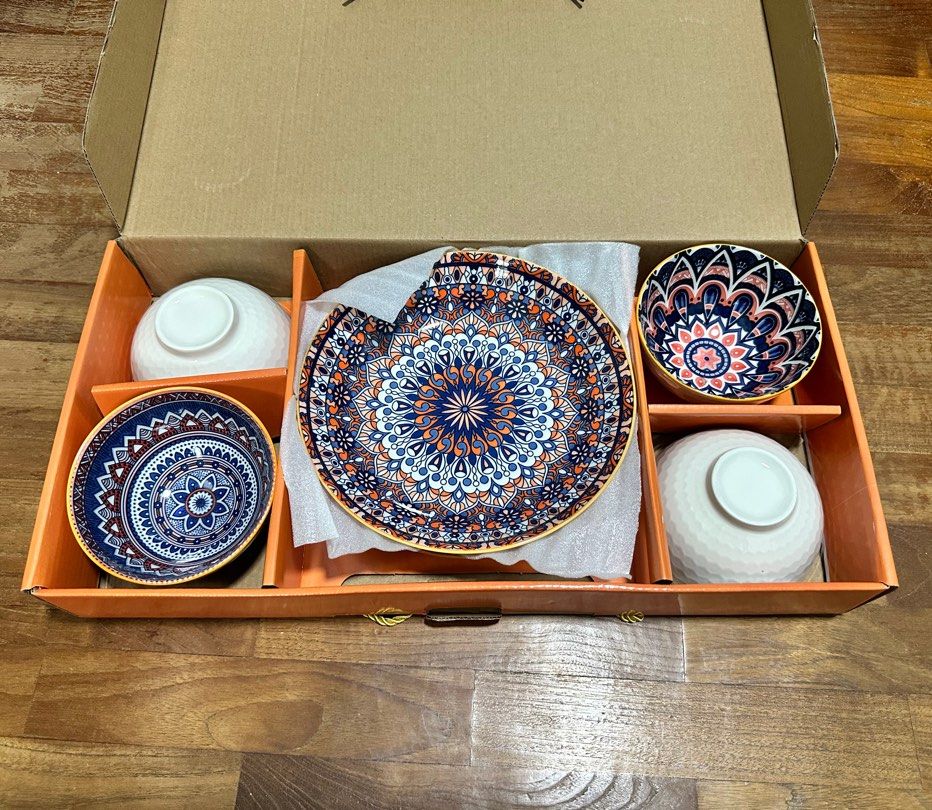SpecifieStyle Ceramic Dinnerware Set65074080058498111