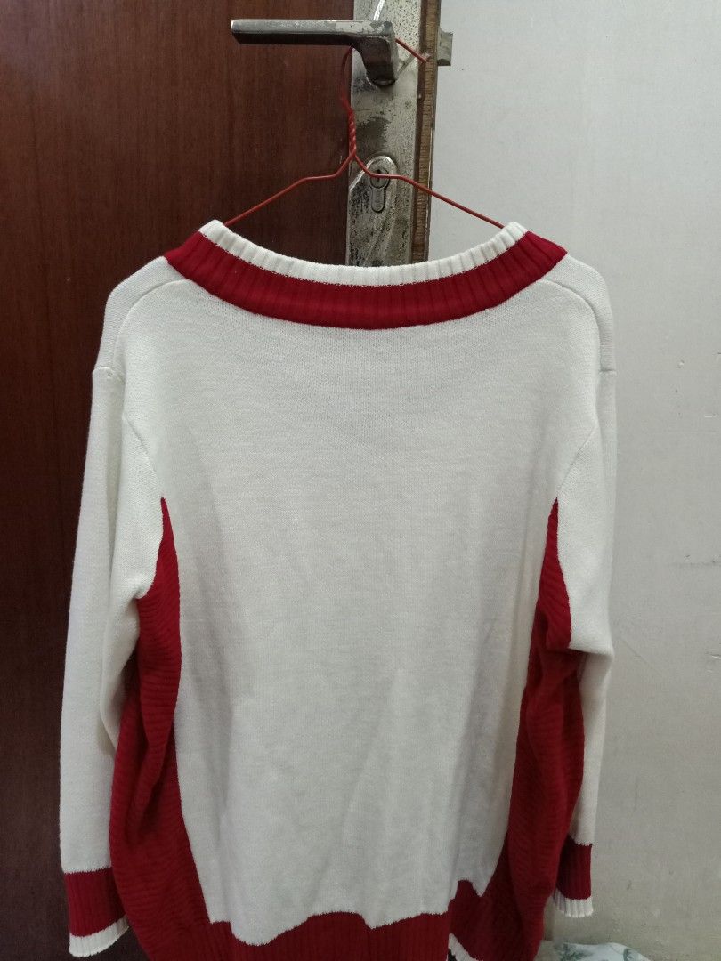 sweater rajut jin BTS, K-Wave di Carousell