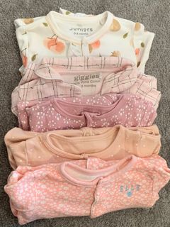 (Category: ) located in . Submitted by littleryenstreasures (Listing ID 1375950969, Image 1). Description: .