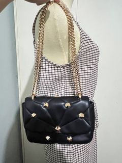 (Kategori: ) berada di . Dikirim oleh chicc.essentialss (ID iklan 1375933296, Gambar 1). Deskripsi: .