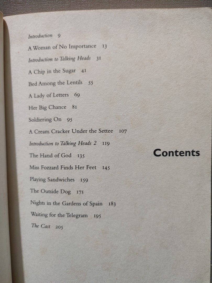 The Complete Talking Heads By Alan Bennett (Category: Storybooks) located in Quezon City. Submitted by remnantsbookladia (Listing ID 1375899342, Image 3). Description: ©1998 The Complete Talking Heads By Alan Bennett 203 pages Php200.