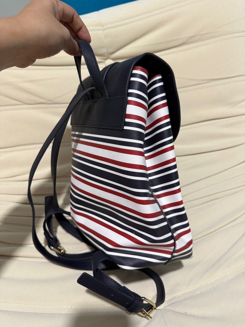 TOMMY HILFIGER (Category: Backpacks) located in Taguig. Submitted by nicepreloveditems (Listing ID 1375952553, Image 3). Description: .