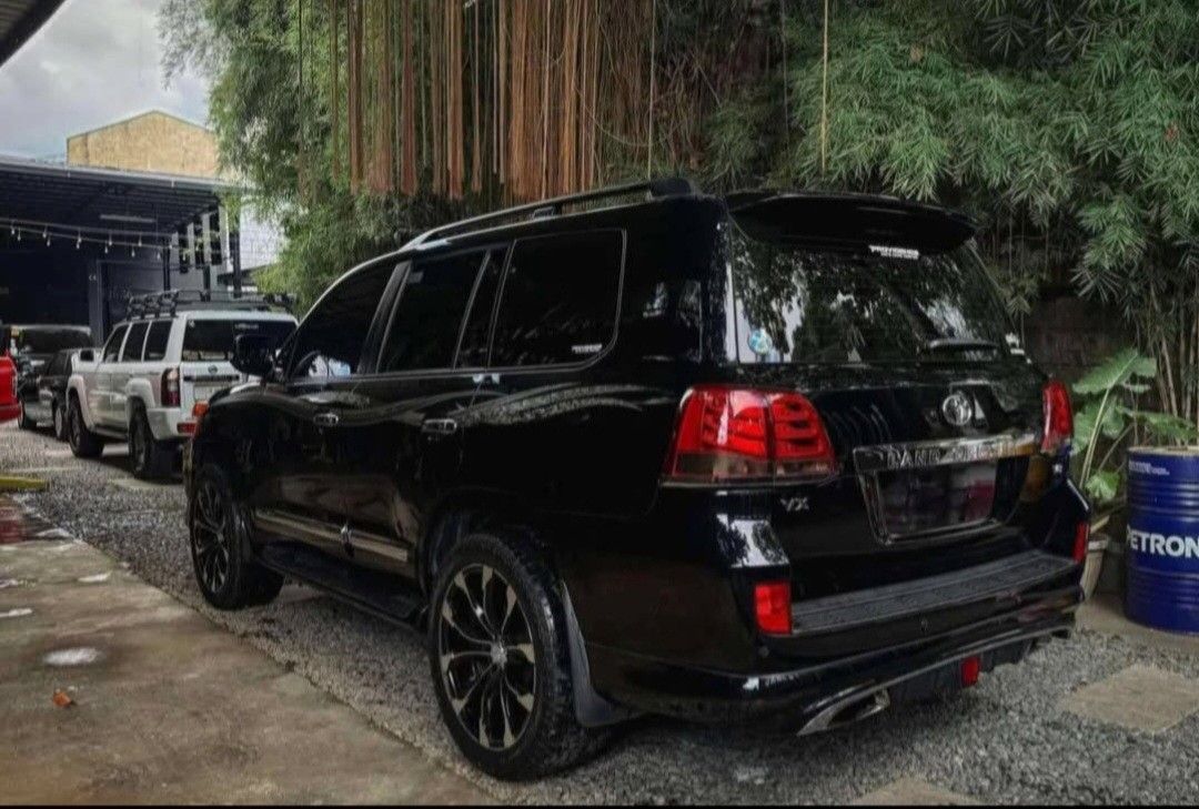 Toyota Land Cruiser LC200 Auto (Category: Used Cars) located in Manila. Submitted by shyysandig (Listing ID 1375867976, Image 3). Description: 2014 Toyota Land Cruiser LC200 VX - local /orig mileage 90tkms+ - DBA slotted brake kits/brake pads - complete Dubai kits with front led daytime running lights and overrider - Dubai stepboard with courtesy light - Led tail lights Lx look - black on black interior - deadening 4 doors - Infinity Kappa 2way s