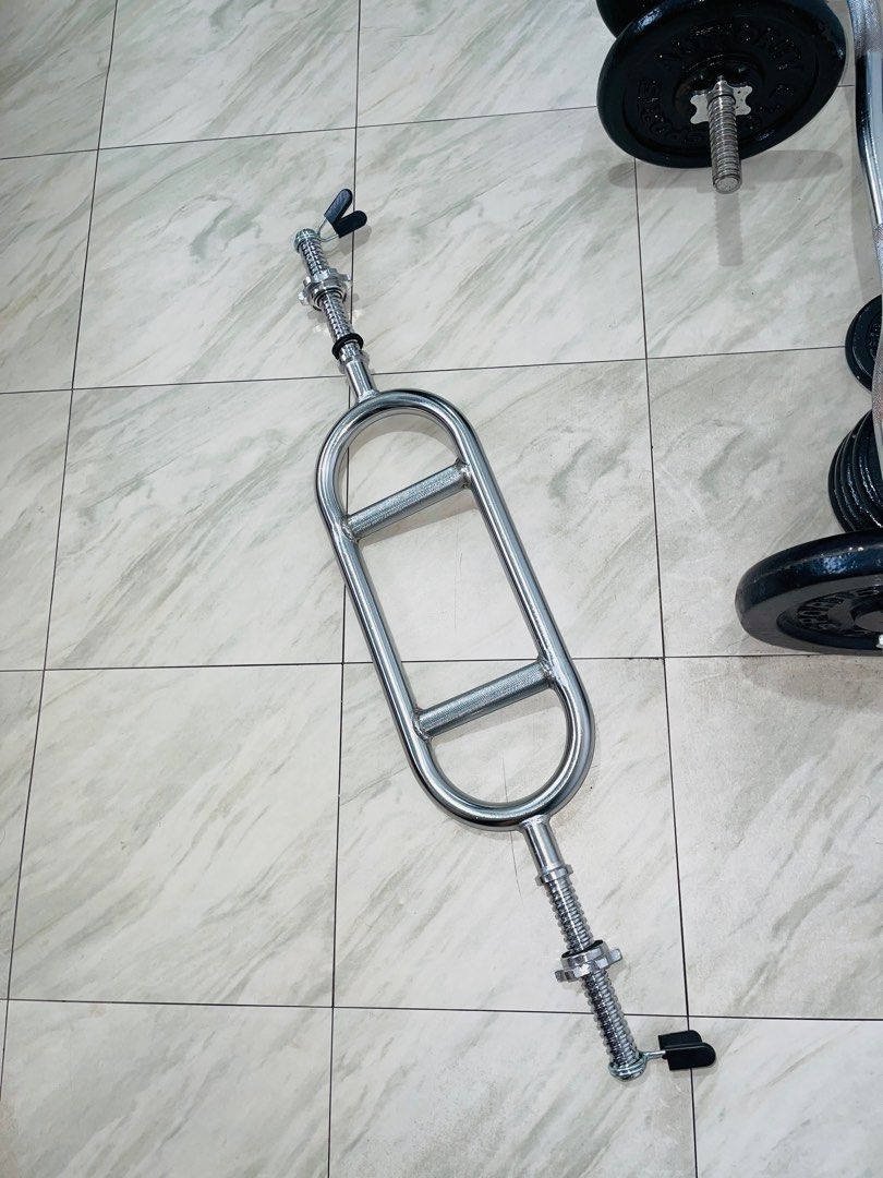 Tricep bar standard size (Category: Weights & Dumbbells) located in Quezon City. Submitted by akieo (Listing ID 1375931589, Image 2). Description: Tricep bar Like new perfect condition Now selling 900 only Qc area Nationwide Shipping.