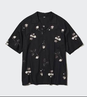 (Category: ) located in . Submitted by mv_apparels (Listing ID 1375893035, Image 1). Description: .