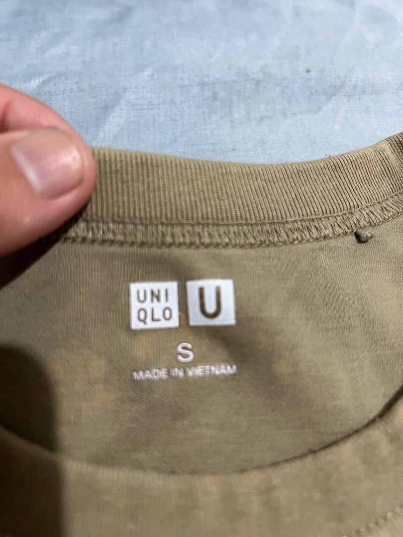 Uniqlo for women (Category: Shirts) located in Manila. Submitted by daddyj1234 (Listing ID 1375979573, Image 1). Description: Uniqlo Crew neck tshirt for women Size: Small for women Color rate: 9/10 Not ukay/ thrifted Pre loved Gcash or Maya payment Shipping shoulder by buyer Loc: Mandaluyong City.