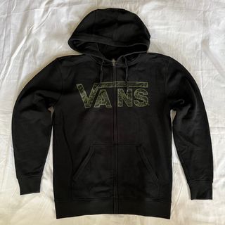 (Category: ) located in . Submitted by keenshop (Listing ID 1375922163, Image 1). Description: .