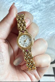 (Category: ) located in . Submitted by retro.chics (Listing ID 1375900786, Image 1). Description: .