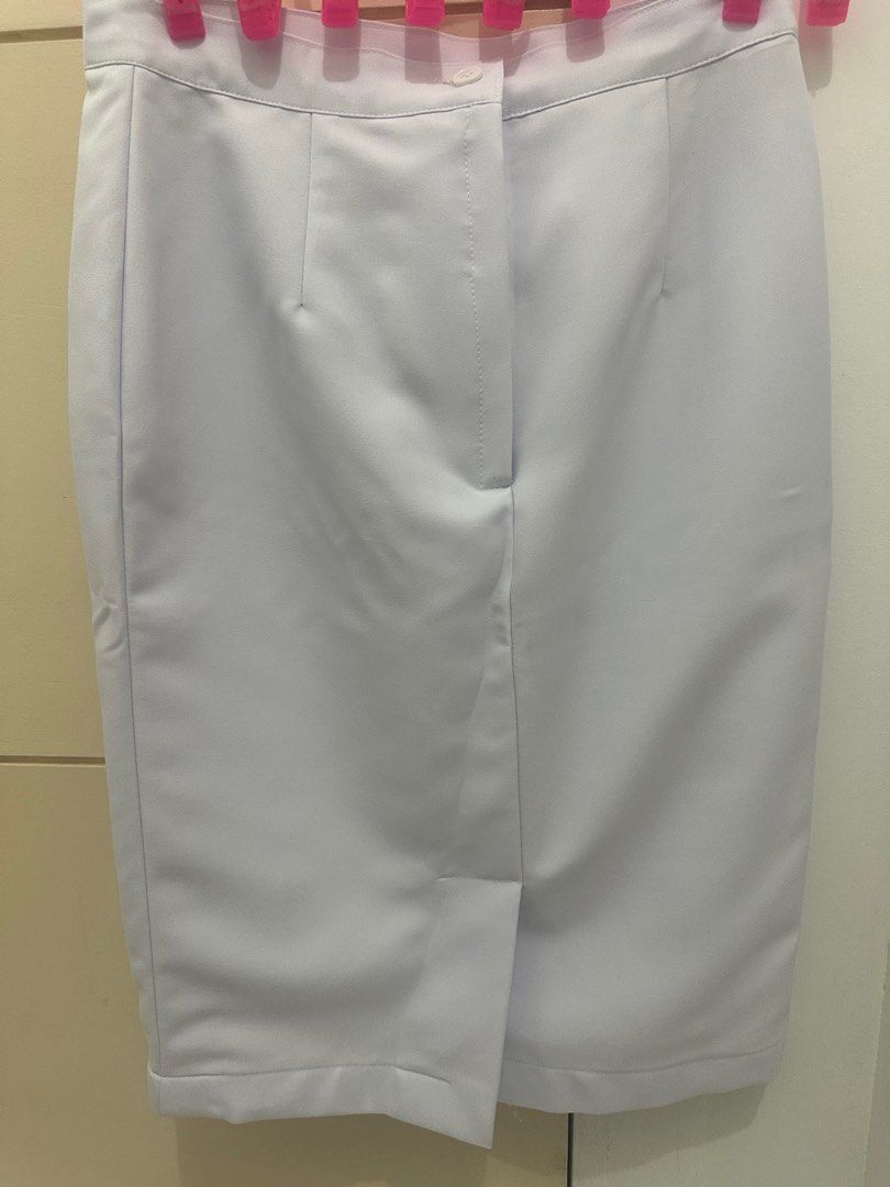 White Skirt Uniform (Armani) (Category: Skirts) located in Quezon City. Submitted by jinny116 (Listing ID 1375942581, Image 3). Description: This was tailored for me (I have three of them), but I never really got to use it since I prefer wearing pants. Original price was ₱850 (each) quite pricey 😅— but the fabric is thick and exactly similar to what’s used in doctors’ coats (ARMANI). Best fits waist size 27–28. DM me if you’re interested!.