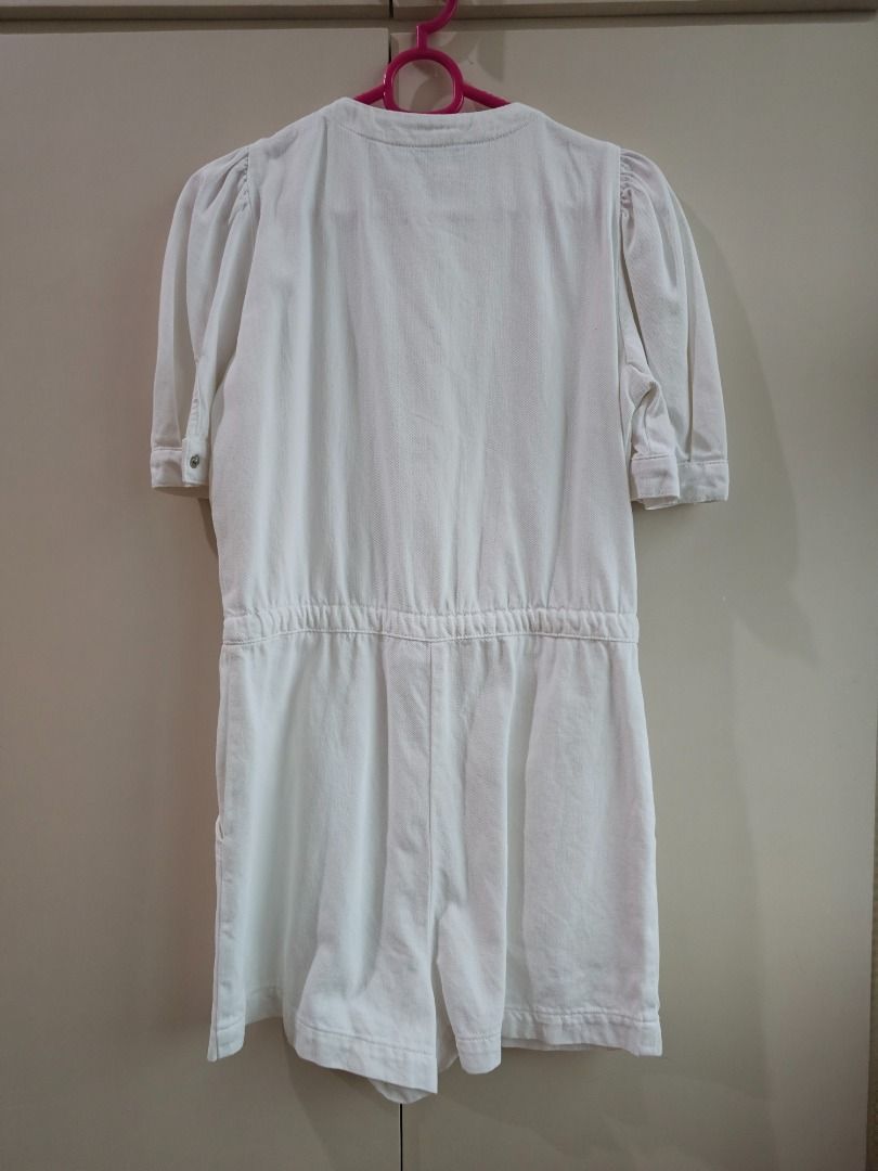 Zara White Denim Romper / Jumpsuit (Category: Rompers) located in Hagunoy. Submitted by shopaholicgirlies (Listing ID 1375949143, Image 3). Description: Size XS Used once Big on me, would fit people with longer torso better Still in very good condition ✨.