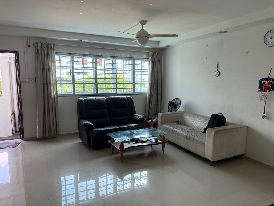 (Category: ) located in . Submitted by varadhur_86 (Listing ID 1376107373, Image 1). Description: .