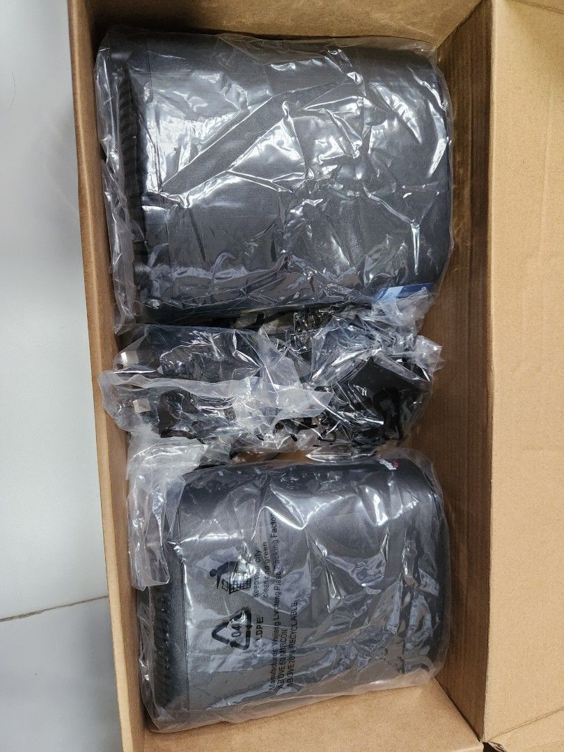 SingTel Wifi 6 Mesh Extenders x 2 (with Box, Cables & User Manual) (Category: Office & Business Technology) located in Singapore. Submitted by hana14sg (Listing ID 1376102547, Image 1). Description: 1 Pair of SingTel Wifi 6 AP5690W Mesh Extenders (complete with Box, Cables & User Manual). Changed my broadband plan to Starhub so am no longer using my Singtel wifi mesh..
